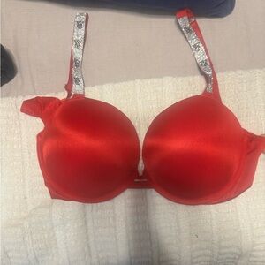 🤑VS Very Sexy super push up size 38D red bra with in tact shine straps